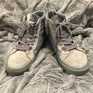 Gray High top Sk8r Vans